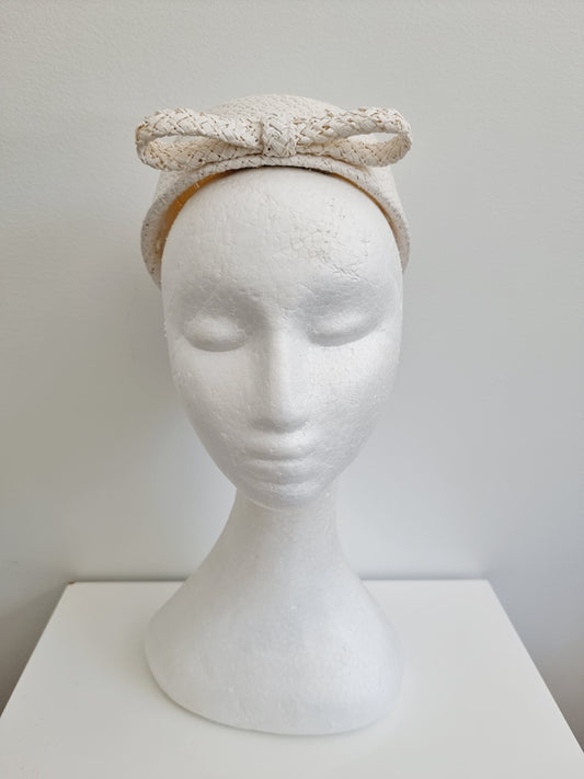 Miss Ora. Womens White straw pillbox headpiece with bow