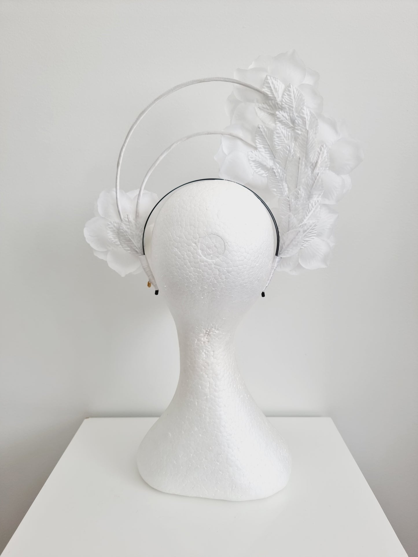 Miss Nikki. Womens double halo headband in White