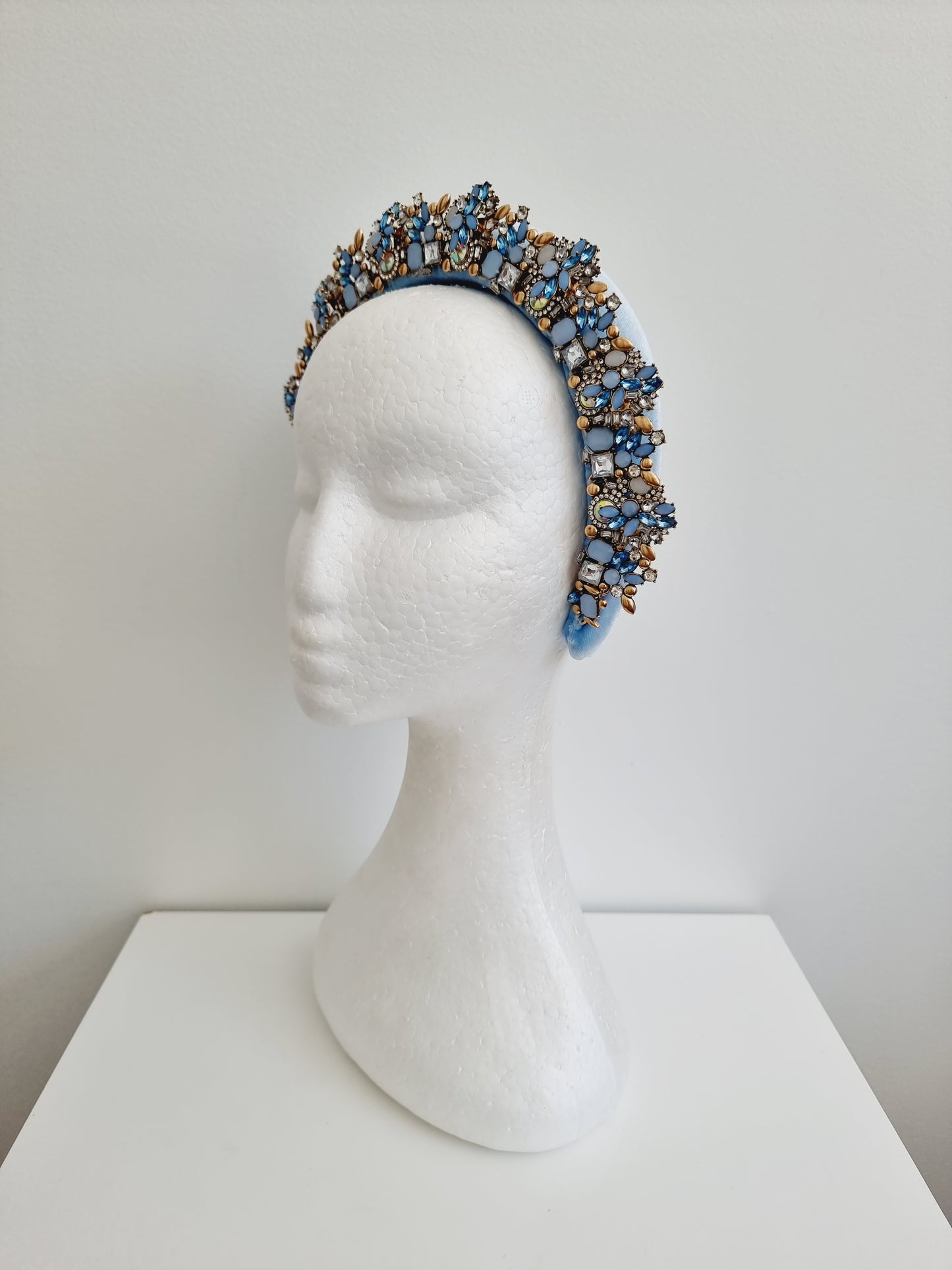 Miss Dakoda. Womens Light Blue embellished headband with earings