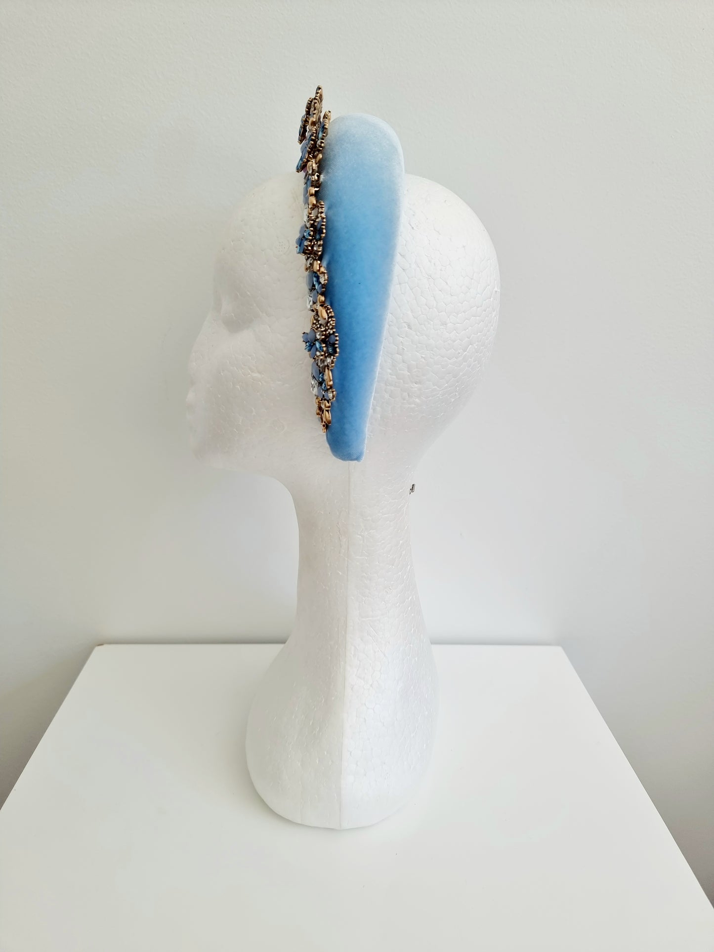 Miss Dakoda. Womens Light Blue embellished headband with earings