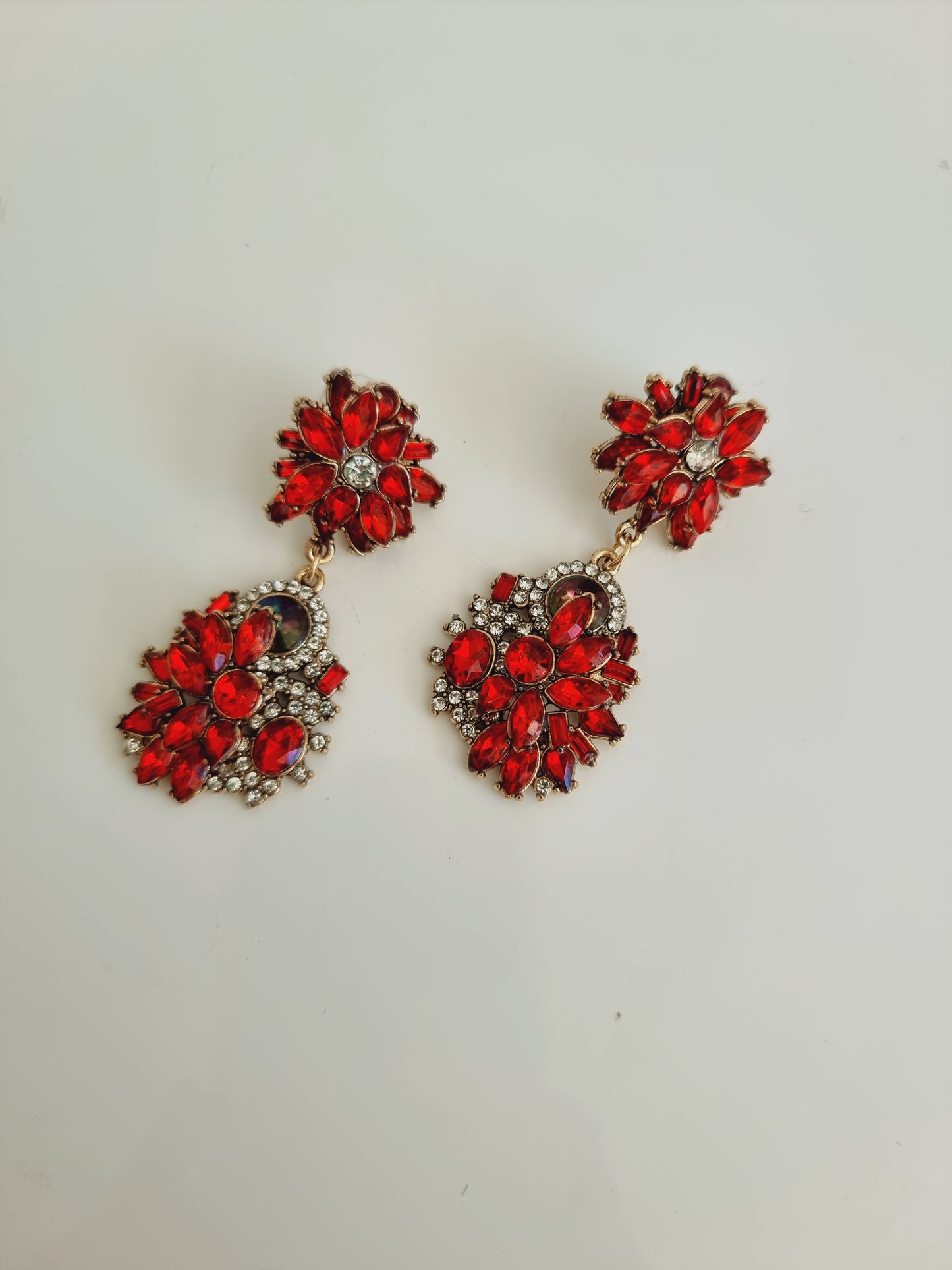 Miss Dakoda. Womens Red embellished headband with earings