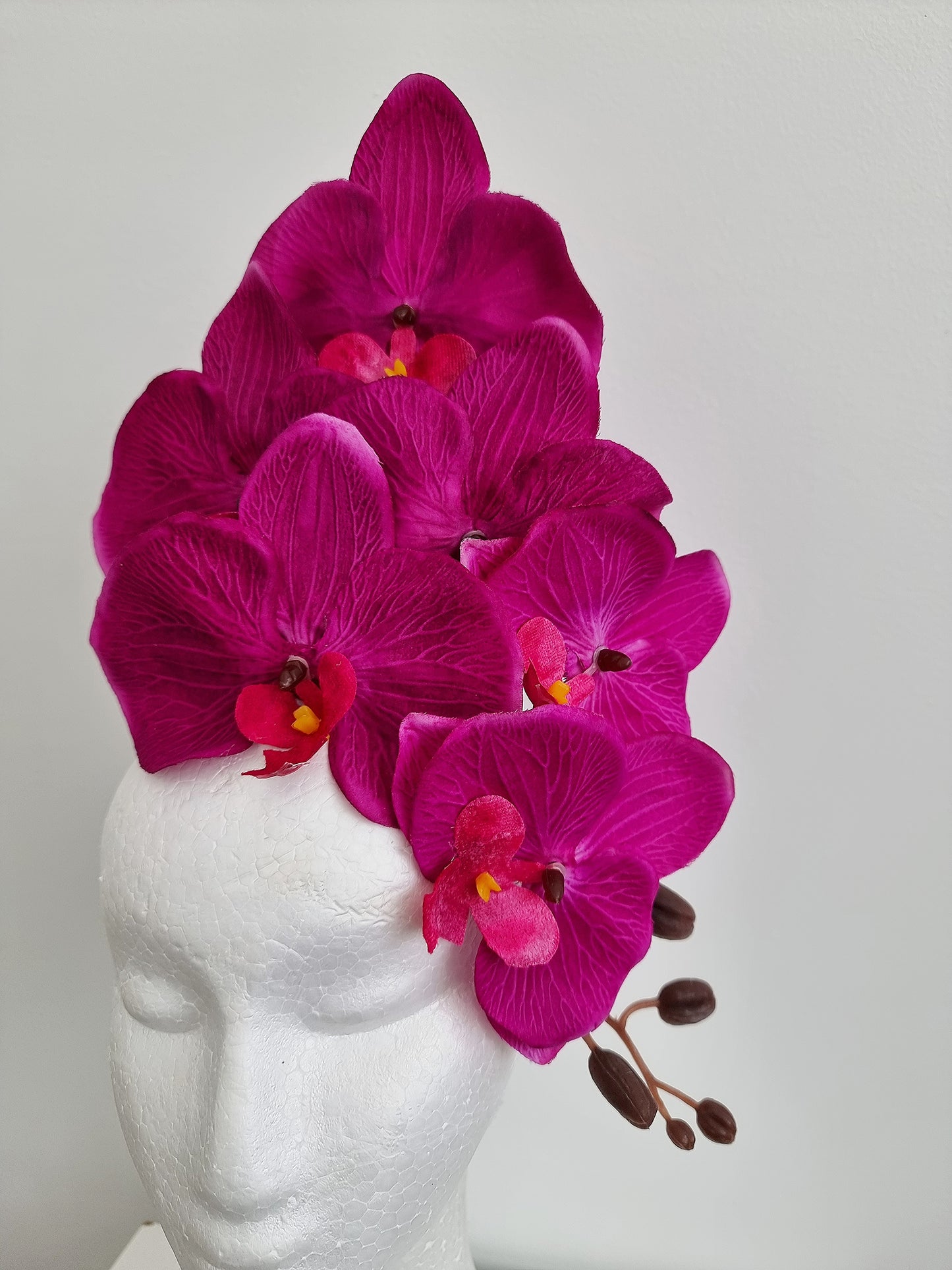 Miss Alexia womens faux orchid flower headband fascinator in Magenta
