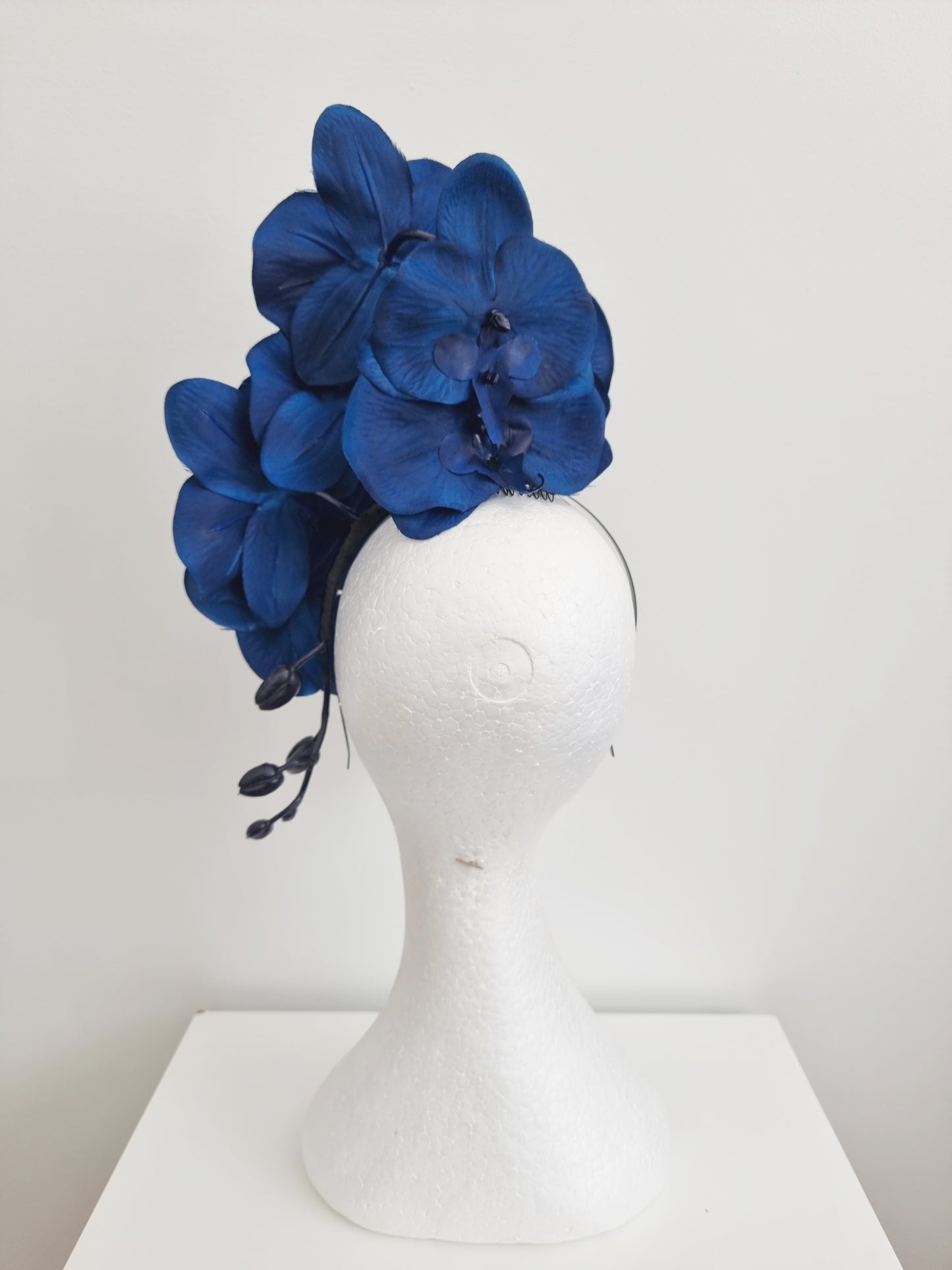 Miss Alexia womens faux orchid flower headband fascinator in Navy Blue