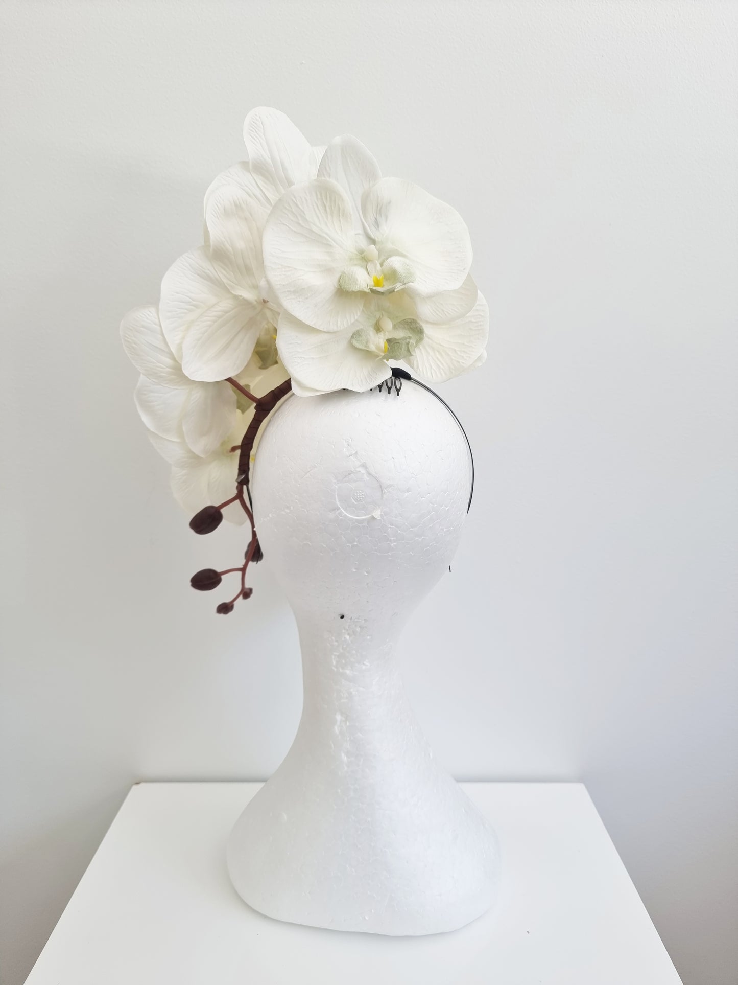 Miss Alexia womens faux orchid flower headband fascinator in Ivory