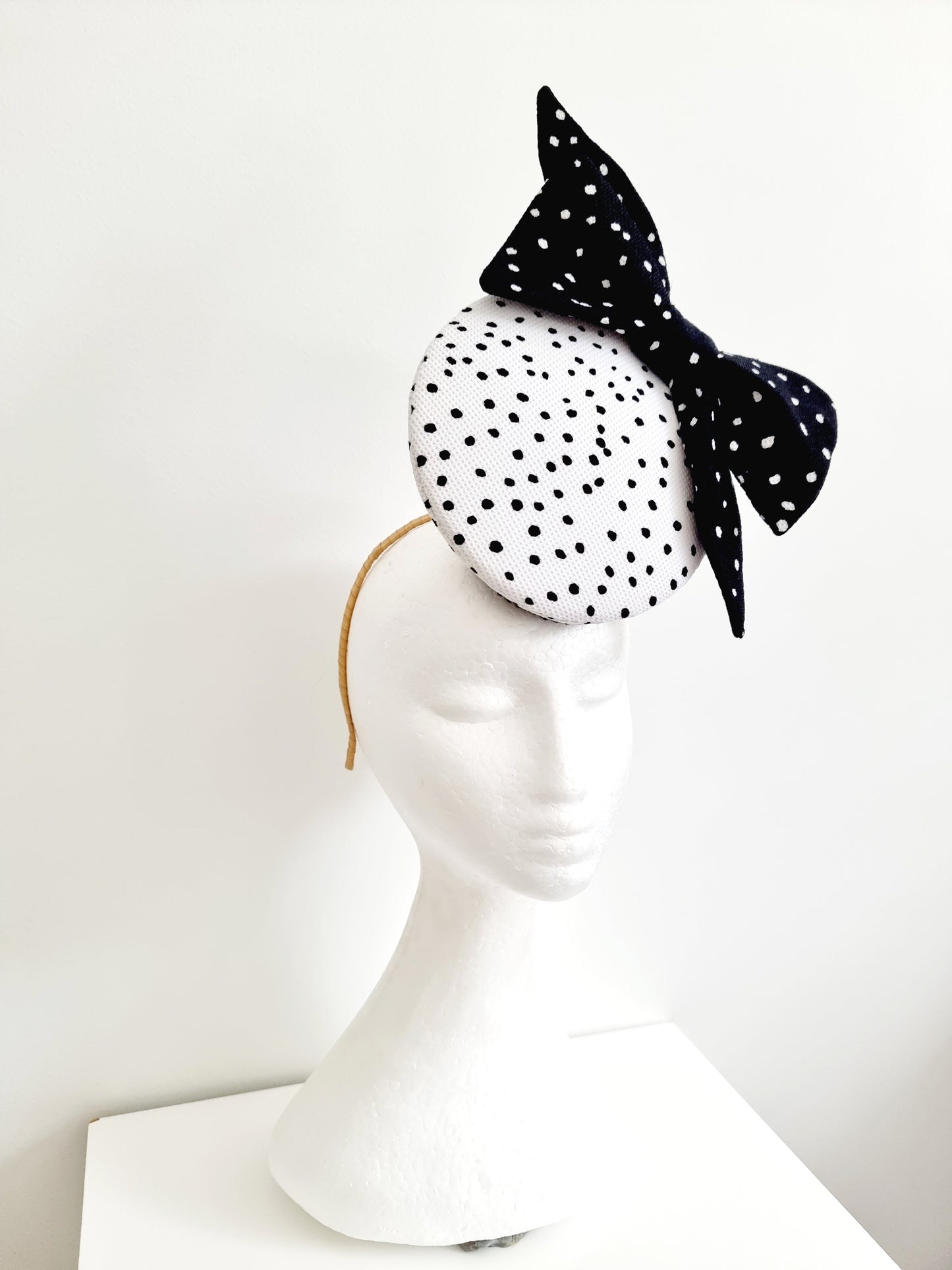 Miss Kenzie. Womens black and white percher headband fascinator with bow