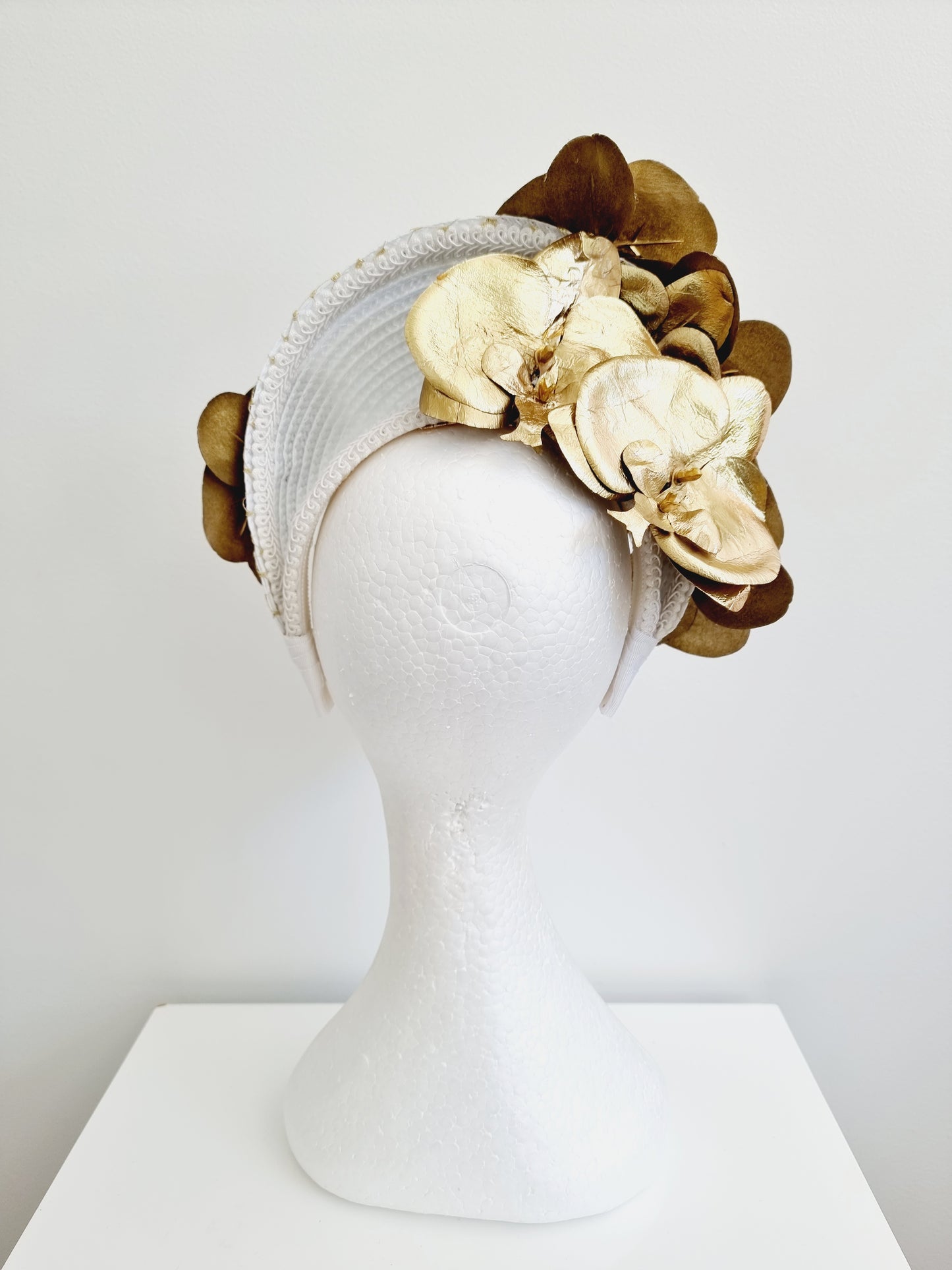 Miss Rae. Womens orchid halo headband fascinator in white /gold