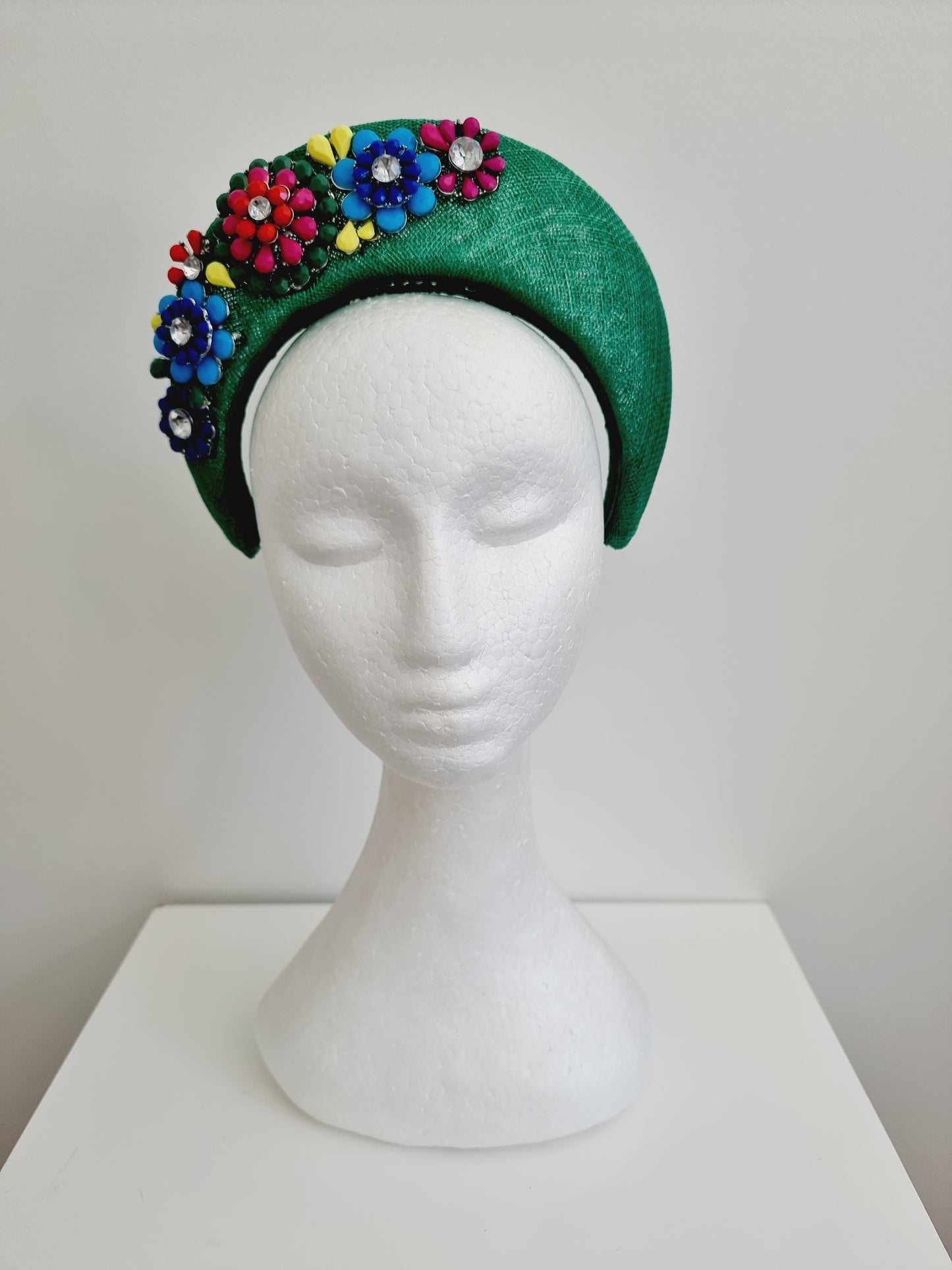 Miss Racheal. Womens Emerald Green sinamay halo headband fascinator
